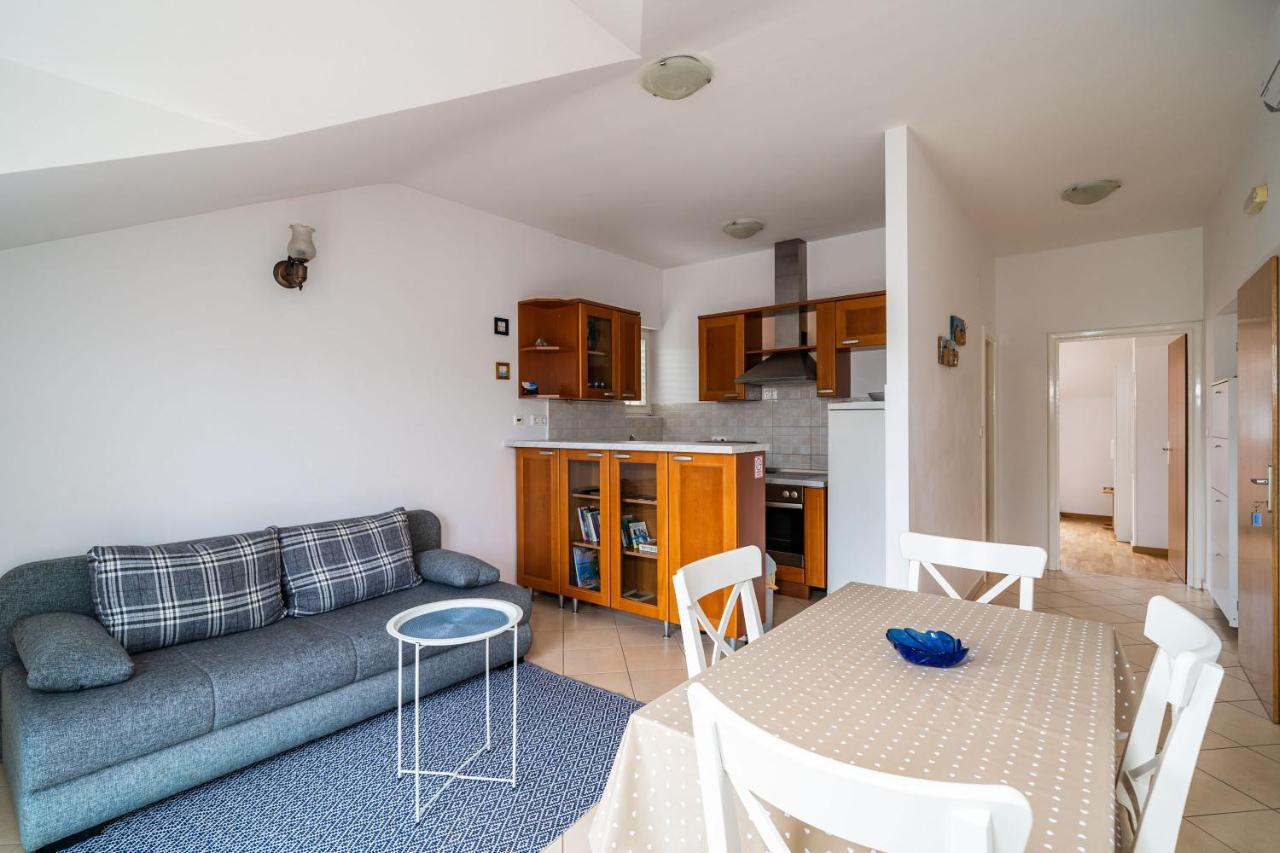 Francesca Guesthouse ムリニ エクステリア 写真