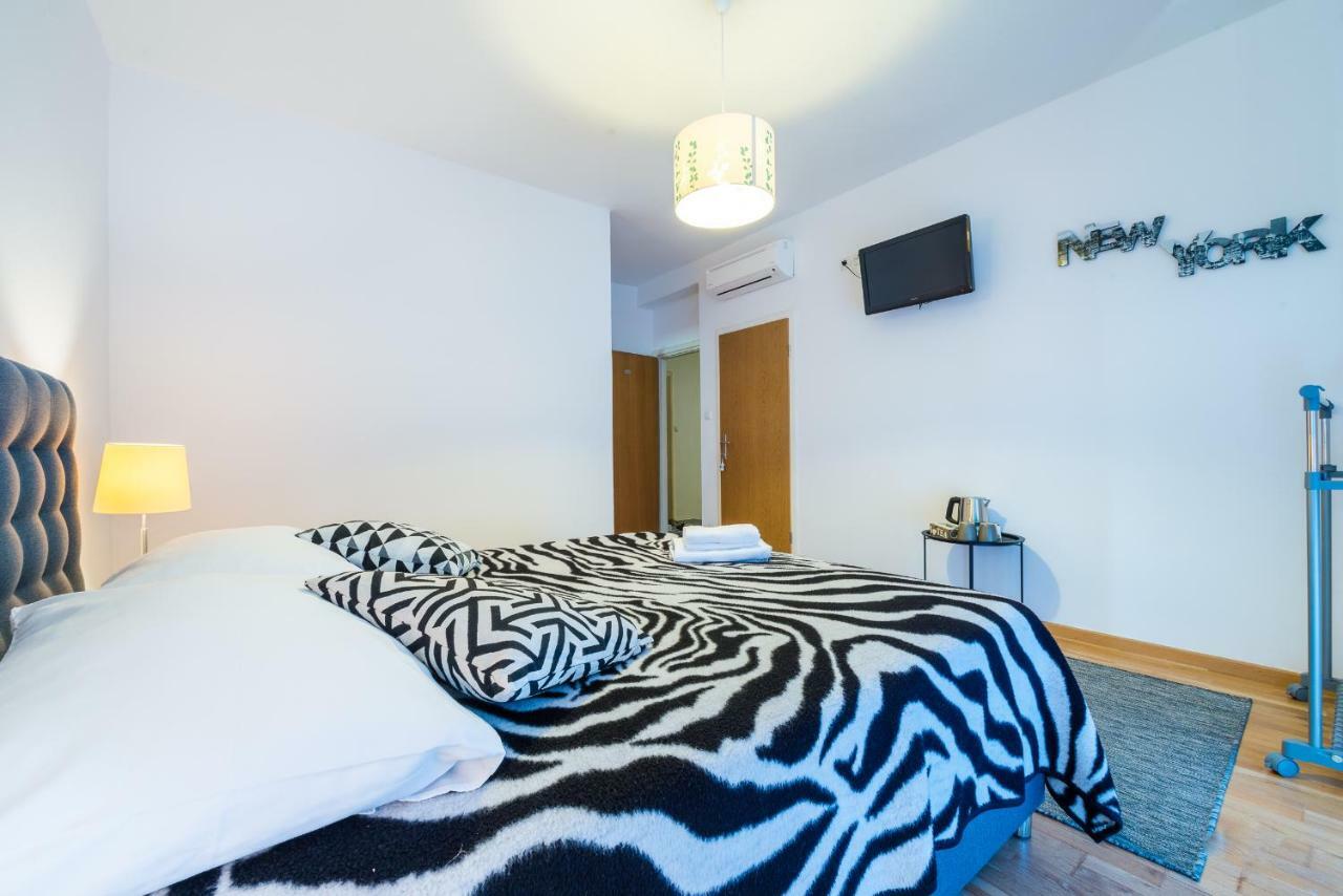 Francesca Guesthouse ムリニ エクステリア 写真